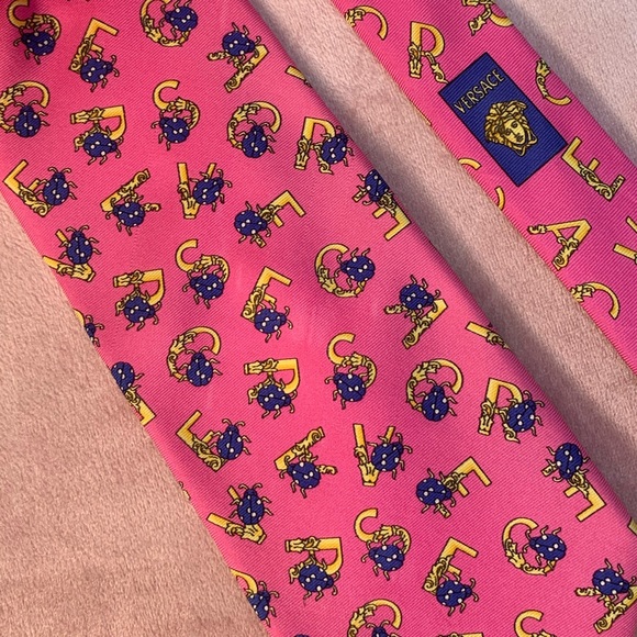 Versace Pink Ladybug tie RARE - Picture 3 of 7